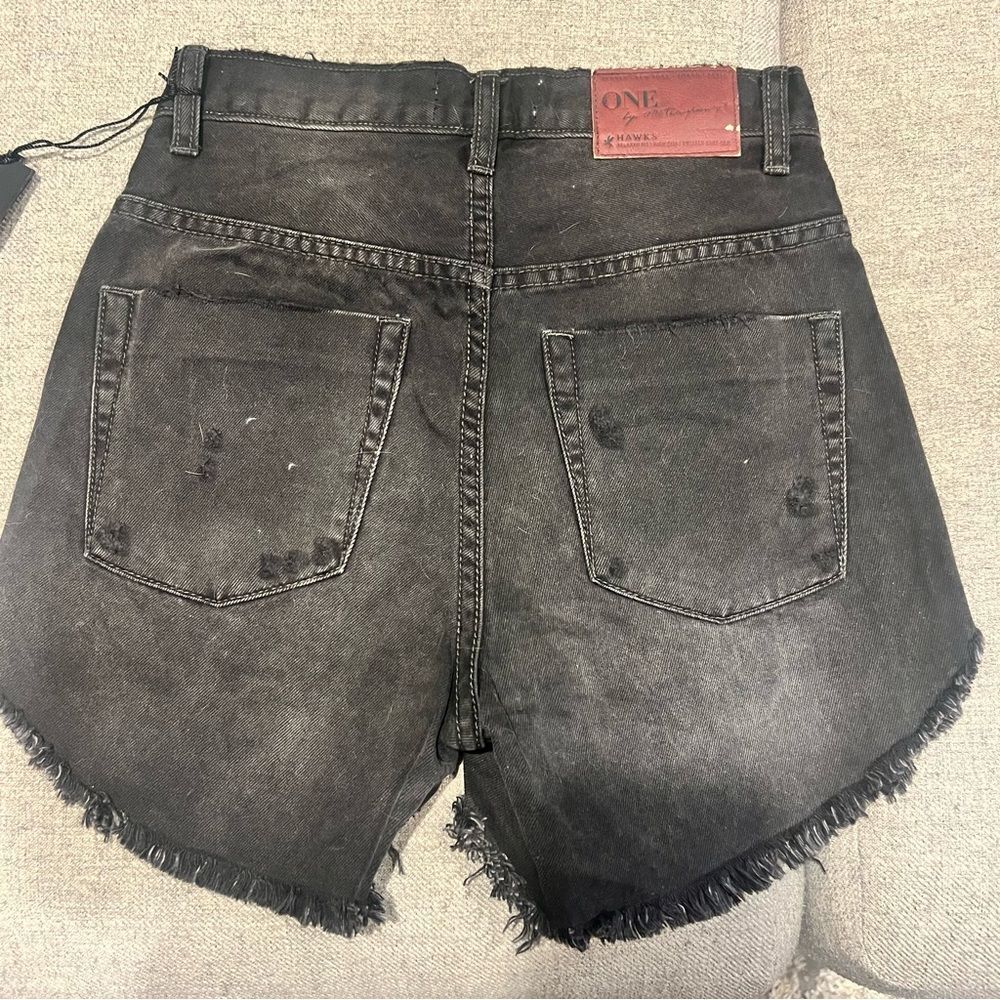 NWT One Teaspoon high waisted hawks black distressed shorts size 26 women's - Picture 8 of 10